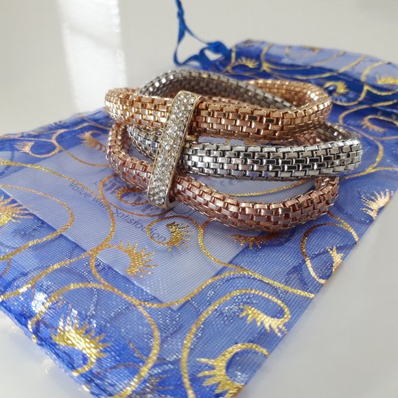 NWOT - DAZZLING COSTUME JEWELLERY TRI-COLOR FLEX BRACELET - Picture 3 of 3